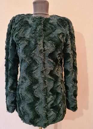 Коротка шубка ізумрудного кольору vero moda c