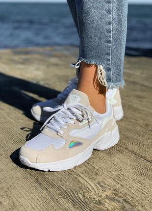 Кроссовки adidas falcon white & nude beige кросівки8 фото