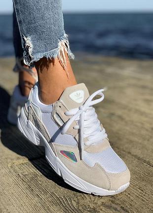 Кроссовки adidas falcon white & nude beige кросівки9 фото