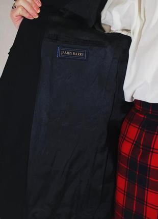 Винтажный черный шерстирующий пиджак блейзер жакет james barry (винтаж, длинная, золотые пуговицы)9 фото