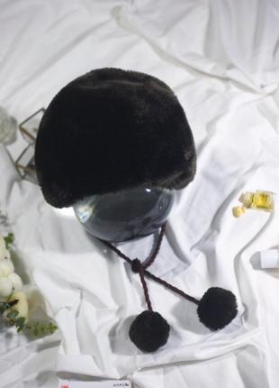 Вінтажний хутряний капелюшок-чепчик з 60х років вінтаж (штечне хутро, з зав'язками, помпоном, тепла, шапка, тренд)5 фото