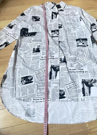 Длинная хлопковая рубашка в газетный принт3 фото