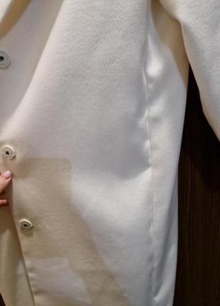 Прекрасное молочно-белое пальто h&amp;m9 фото