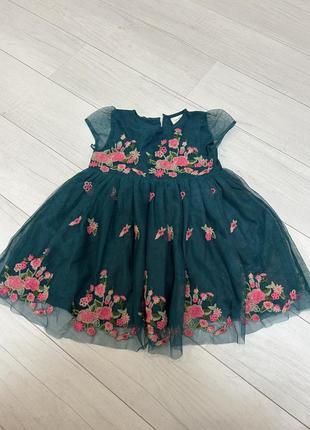 Праздничное платье на девочку 12-18 месяцев