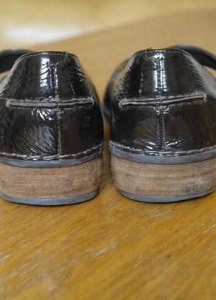 Туфлі шкіряні лакові розмір 6 на 39 стелька 25,6 см clarks4 фото