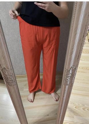 Новые тонкие классные красные широкие брюки на резинке 50-52 р zara10 фото