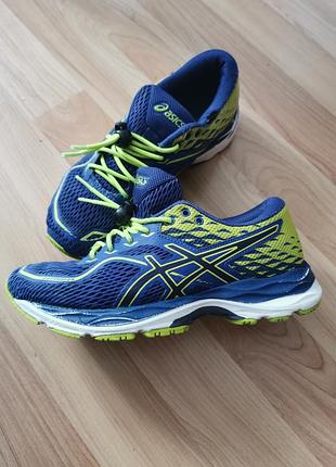 Кроссовки asics 33р