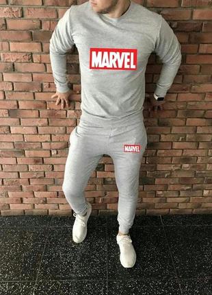 Спортивный серый костюм marvel