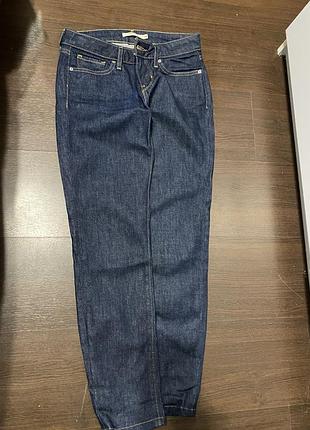 Джинси levi's