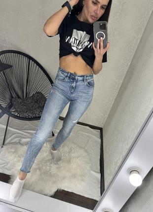 Джинси, світлі джинси, джинси висока посадка, джинси stradivarius, джинси 7/81 фото