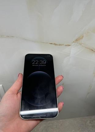 Продам смартфон  iphone 12 pro max 128 gb