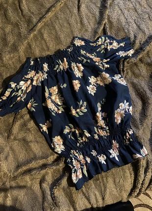 Яркая летняя блуза топ в цветы1 фото