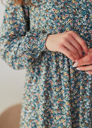 Платье женское миди штапельное хлопковое, свободного кроя оверсайз, бирюзовое в цветочный принт4 фото
