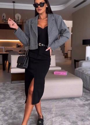 Чорна стильна жіноча спідниця міді з розрізом 42-52 рр женская модная юбка джинс бенгалин 0831090 гр