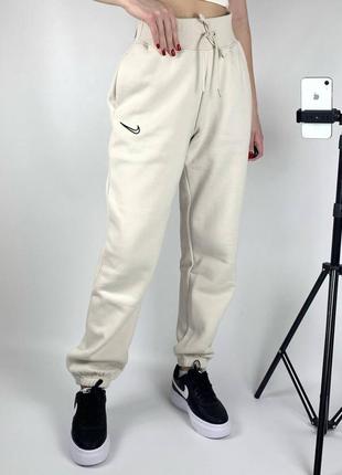Новые брюки джоггеры nike