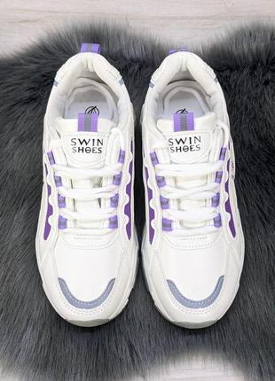 Кроссовки женские белые с фиолетовым на объемной подошве swin 44257 фото