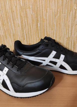 Мужские кроссовки asics на р.44/30см2 фото