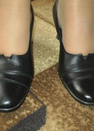 Нарядные туфельки  полная кожа р. 41 фирма goral( польша)1 фото
