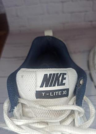 Кросівки nike t-lite 116 фото