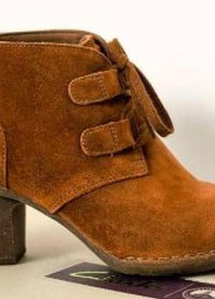 Р.37,39, 39.5,41 clarks замшеві черевики оригінал2 фото