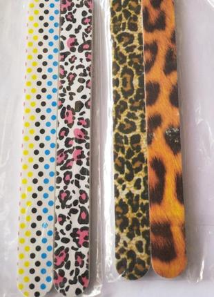 Набір манікюрних пилочок. довжина 18 см.