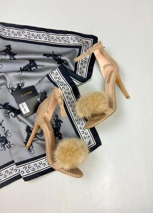 Босоножки с мехом.7 фото