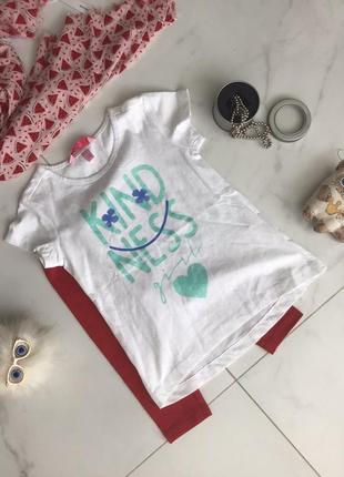 Ошатна біла футболочка на принцесу фірми ovs