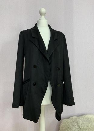 Двобортний піджак чорний