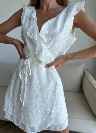 Нежное платье, р.уни 42-44, х/б, белый1 фото