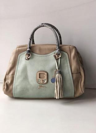 Сумка з короткою ручкою guess