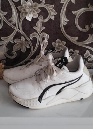 Кроссовки фирмы puma р 38-38.5