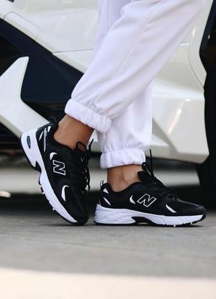 Красивые женские кроссовки new balance