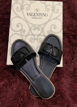 Шлепки valentino