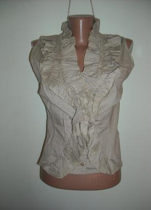 Блузка lignt бежевая спереди с воланами