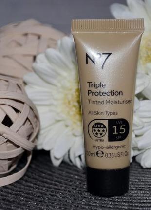 Увлажняющий крем с тональным эффектом boots №7 triple protection tinted moisturiser