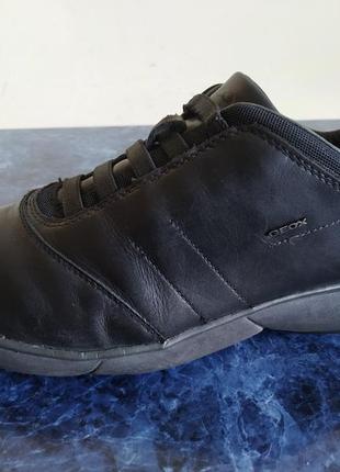 Черные кожаные кроссовки geox 43 оригинал кроссовки camper ecco clarks1 фото