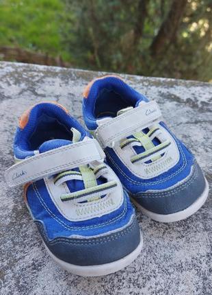 Капці кросівки clarks