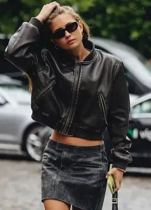 Бомбер під шкіру zara