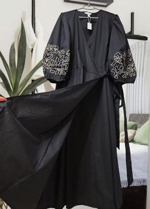 Длинное черное хлопковое платье на запах с вышивкой h&m4 фото