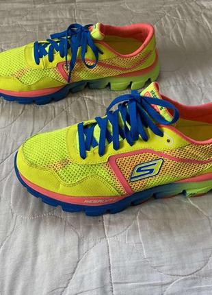 Кросівки skechers gorun р 40