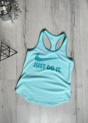 Женская спортивная майка nike