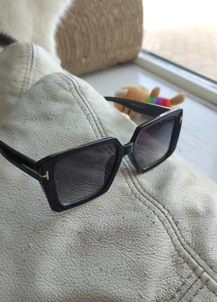 Солнцезащитные очки в стиле tom ford3 фото