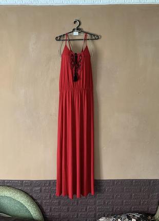 Яркий красный длинный сарафан с машинной вышивкой вискоза1 фото