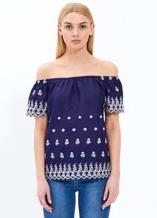 Шикарна блкза топ з вишивкою