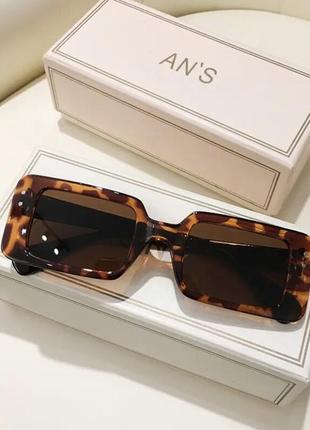 Тренд сонцезахисні окуляри коричневі леопард прямокутні сонячні очки антиблик5 фото