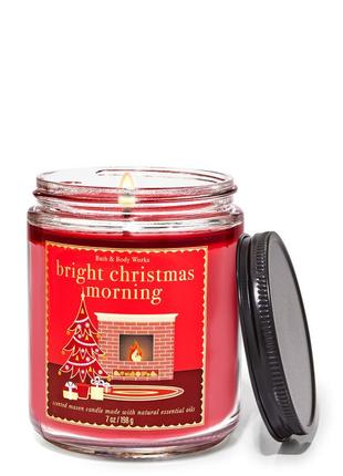 Ароматическая свеча bath and body works bright christmas morning