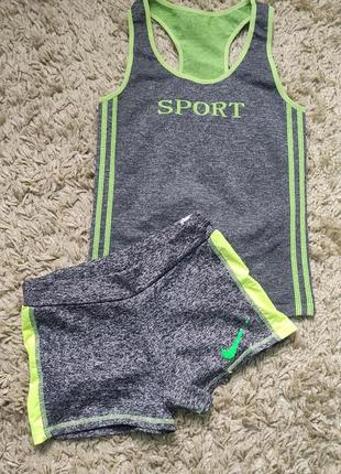 Майка спортивна