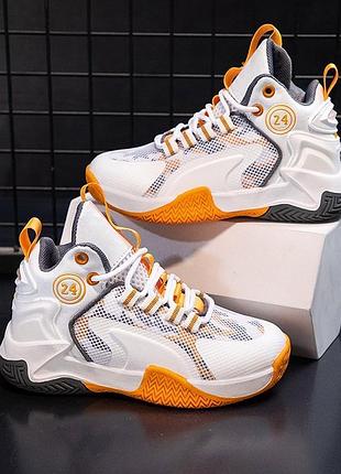 Стильные кроссовки для мальчика