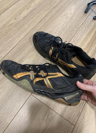 Кроссовки asics