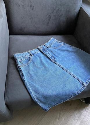 Стильная базовая джинсовая юбочка denim co2 фото